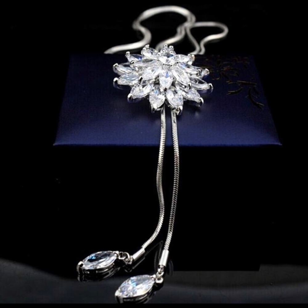 Necklace - Picture 3 of 4